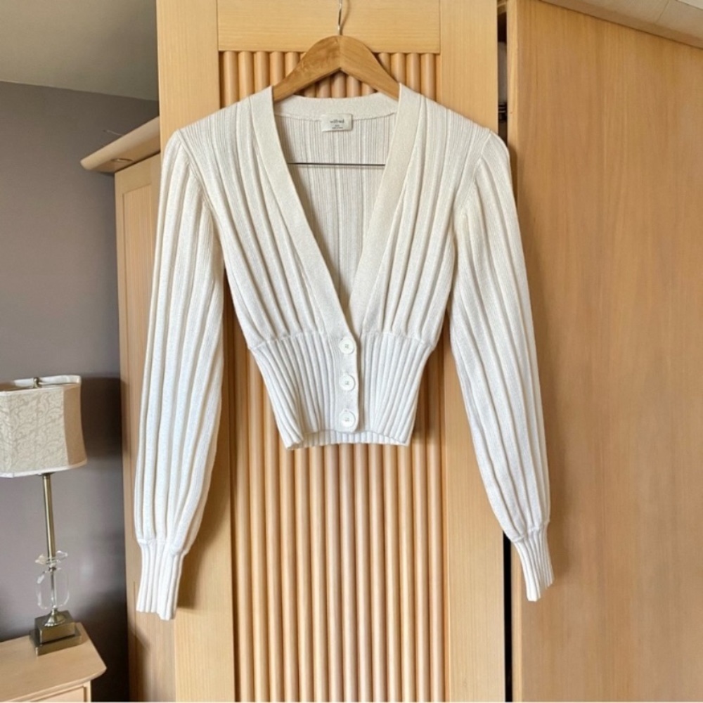 Aritzia wilfred plunge front cardigan white birch